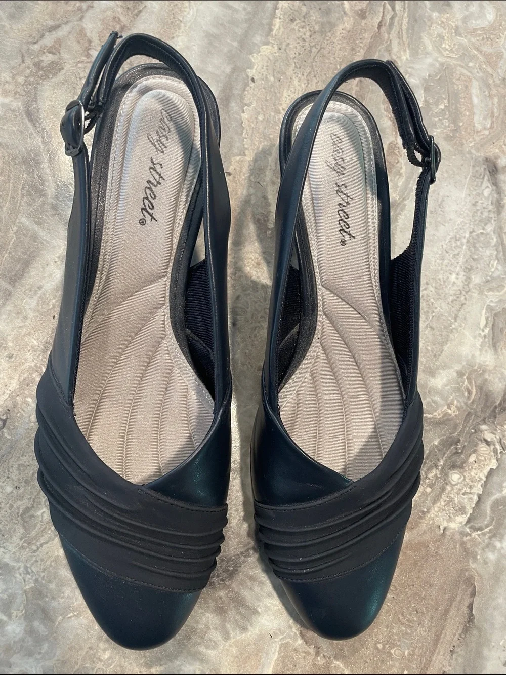 easy street women’s Slingbacks Navy
Sz 9 - Picture 1 of 13